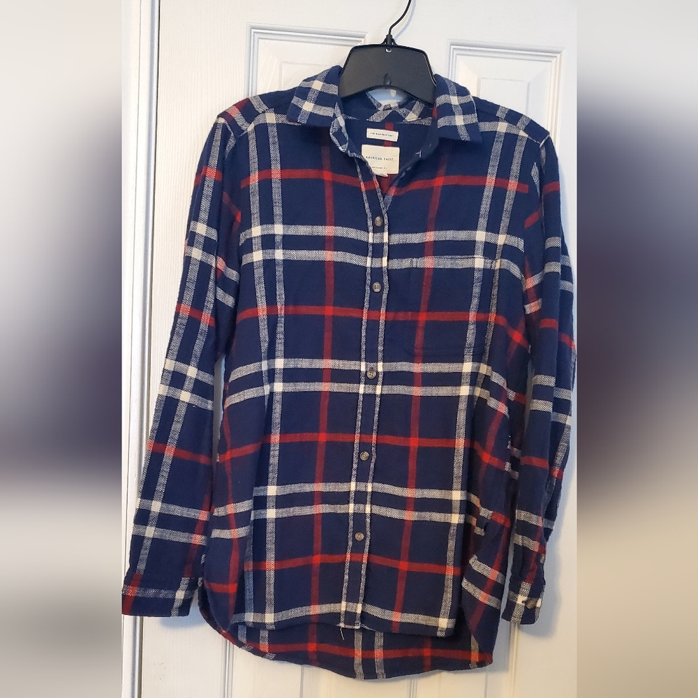 American Eagle Outfitters AHH Mazingly Sofy Boyfriend Fit Flannel